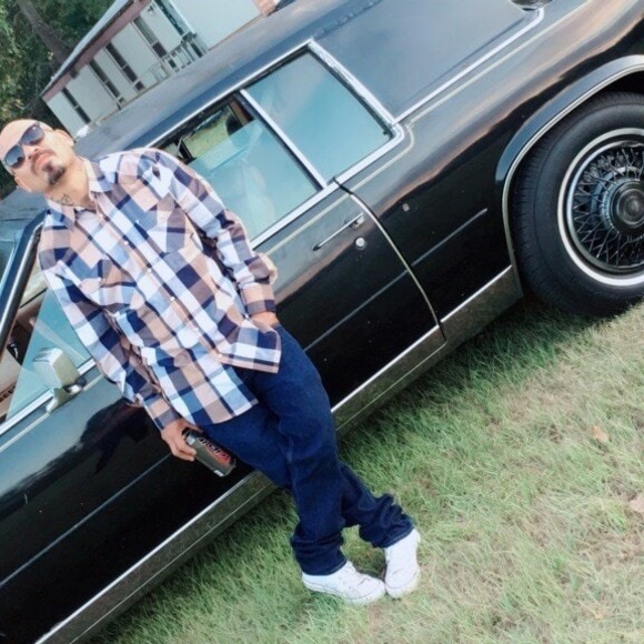 Meet your Posher, Rene - Picture 1 of 1